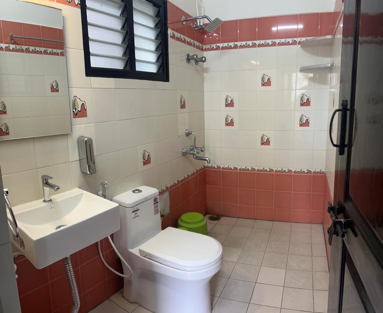 Hotel Queens Comfort Майсур Экстерьер фото
