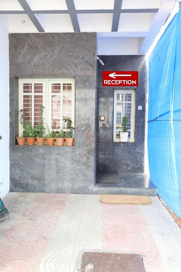 Hotel Queens Comfort Майсур Экстерьер фото